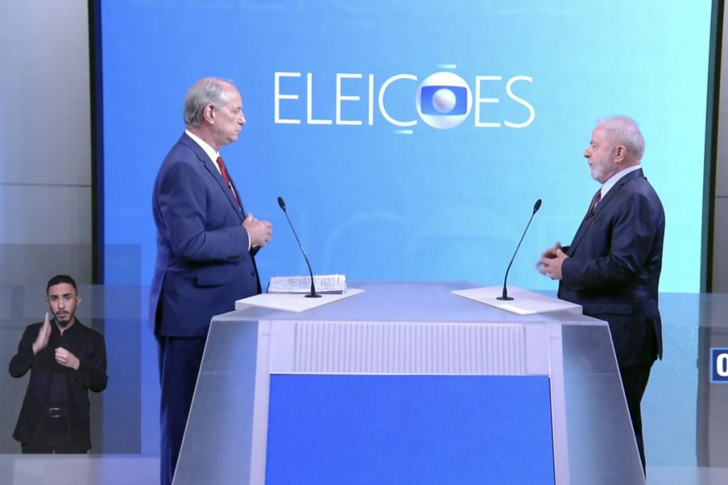 thumb-poster-3x2-903 lula e Ciro gomes durante debate presidenciaveis eleicoes 2022 TV globo candidatos