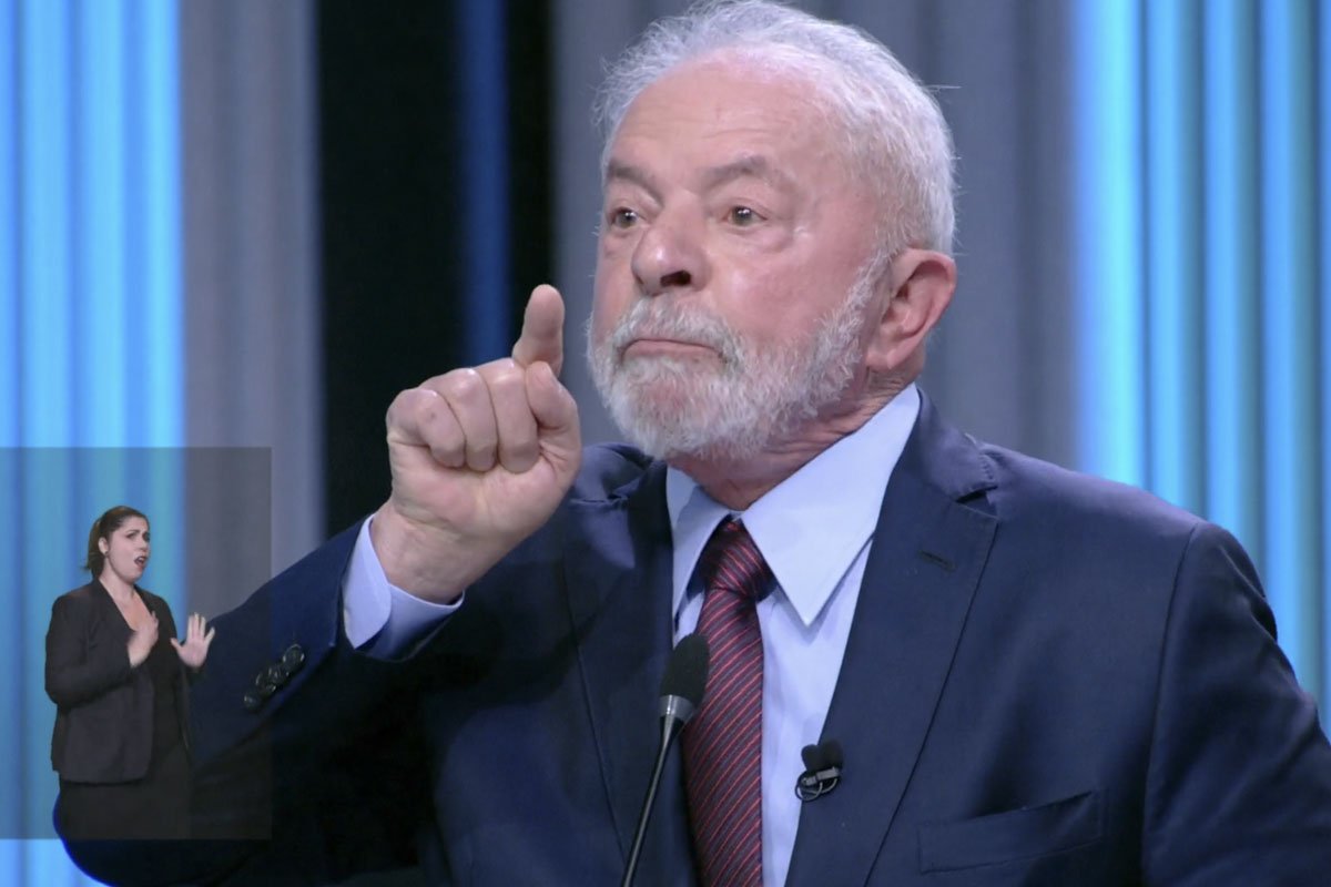 Luiz Inacio Lula da Silva durante debate presidenciaveis eleicoes 2022 TV globo candidatos