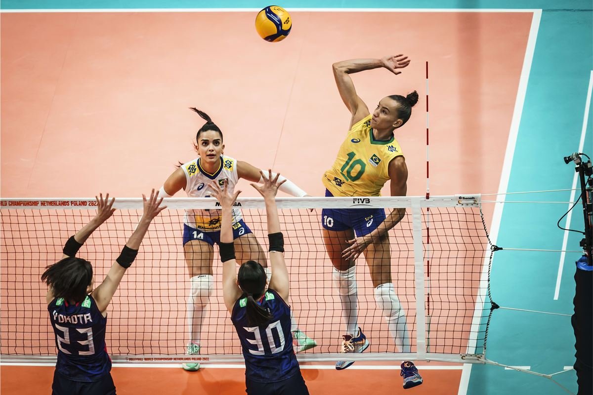 Vôlei feminino: Brasil derrota o Japão no tie-break e garante vaga