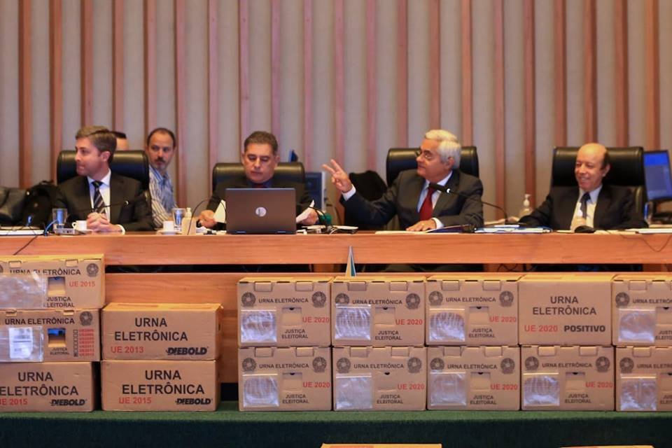 The Regional Electoral Court draws the ballot boxes for the integrity test