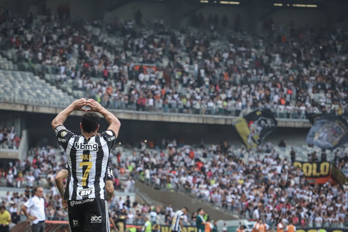 Flamengo x Ceará define se Brasileirão “continua” ou se Galo é