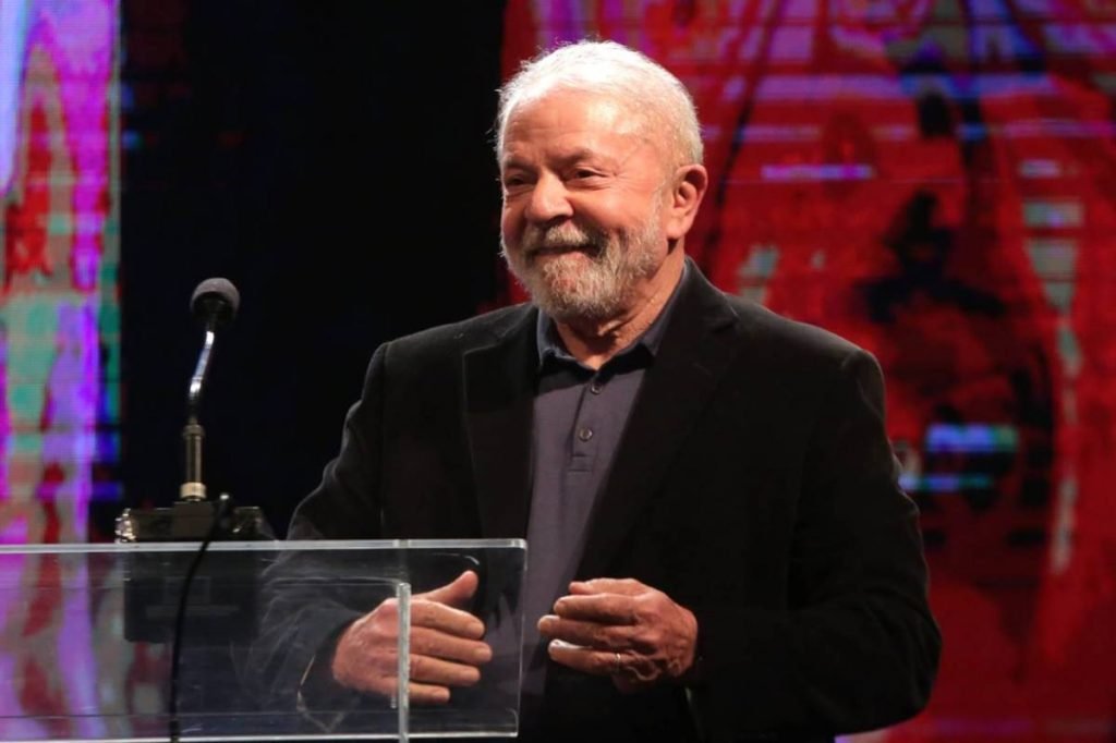O ex-presidente Luiz Inácio Lula da Silva (PT), faz seu discurso após a apuração das eleições 2022