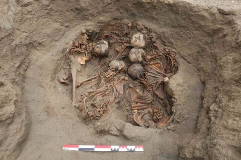 Escavação crianças Peru