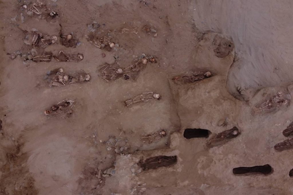 Escavação crianças Peru