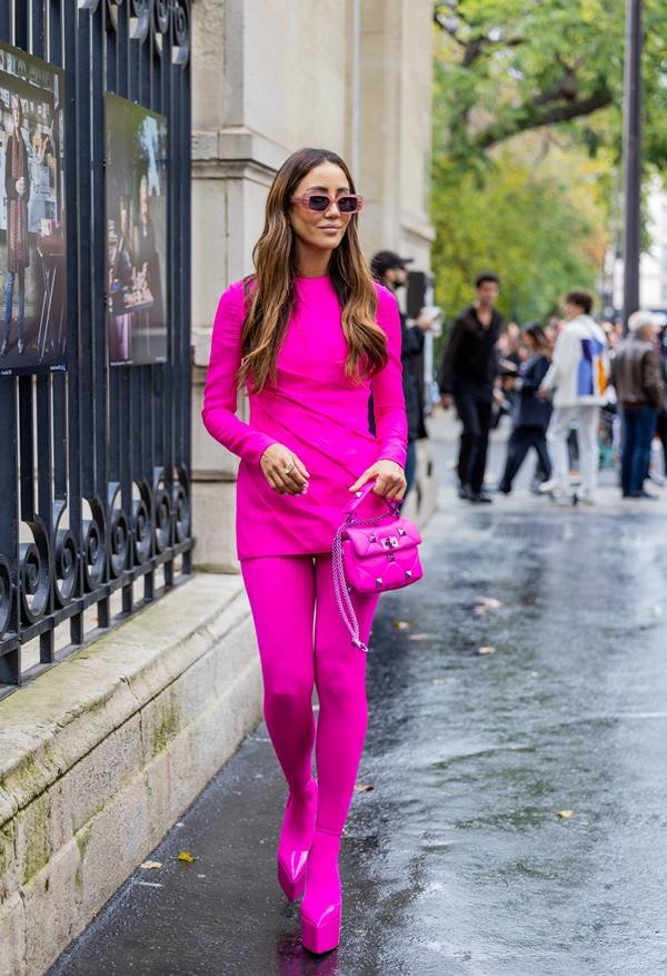 Semana de Moda de Paris aposta em cores sóbrias para o verão