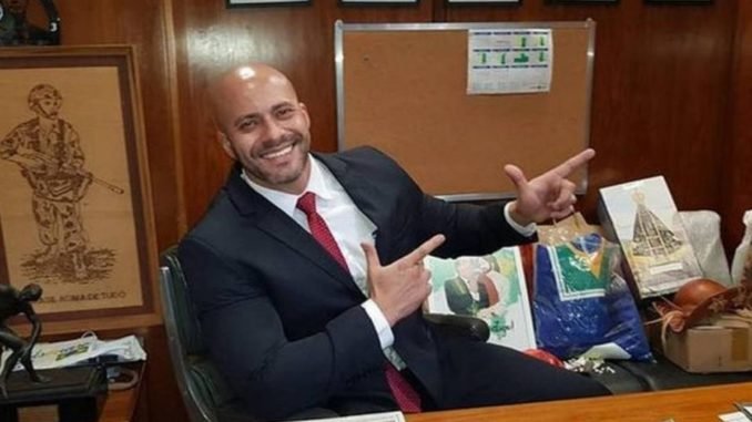 Imagem colorida mostra ex-deputado federal Daniel Silveira - Metrópoles