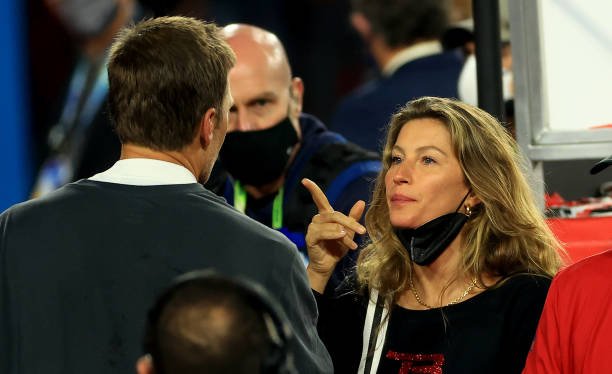 Separado de Gisele Bündchen, Tom Brady emagrece 7kg e nova