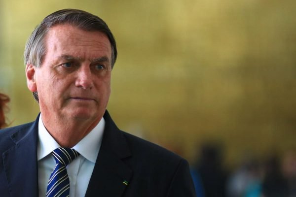 O presidente Bolsonaro em evento de apoio por parte de prefeitos à sua reeleição das eleições de 2022, no Planalto - Metrópoles