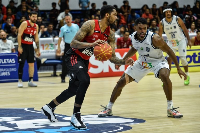 Franca Basquete derrota o Flamengo no primeiro jogo das finais do NBB -  Próximos dois confrontos serão disputados no Maracanãzinho