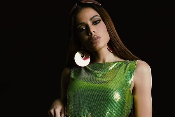 quer remunerar artistas por músicas com IA e inclui Anitta