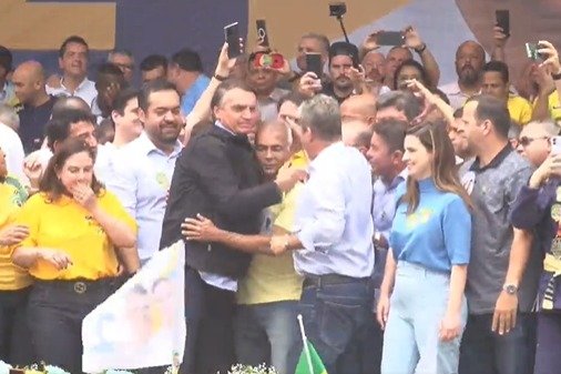Bolsonaro promove encontro entre o senador eleito pelo Rio de Janeiro Romário e o ex-candidato ao Senado Daniel Silveira - Metrópoles
