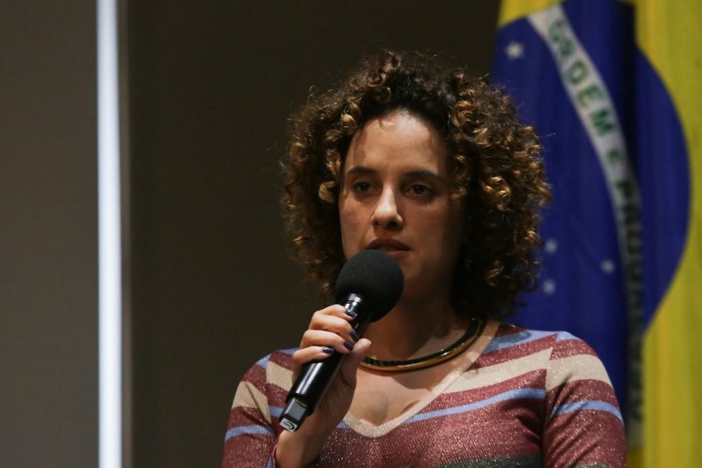 Inês tem 18 anos de carreira e atuou em diversas áreas, como na Procuradoria de Assistência Judiciária e nas consultorias jurídicas das Secretarias da Saúde, Habitação e do Departamento de Água e Energia Elétrica