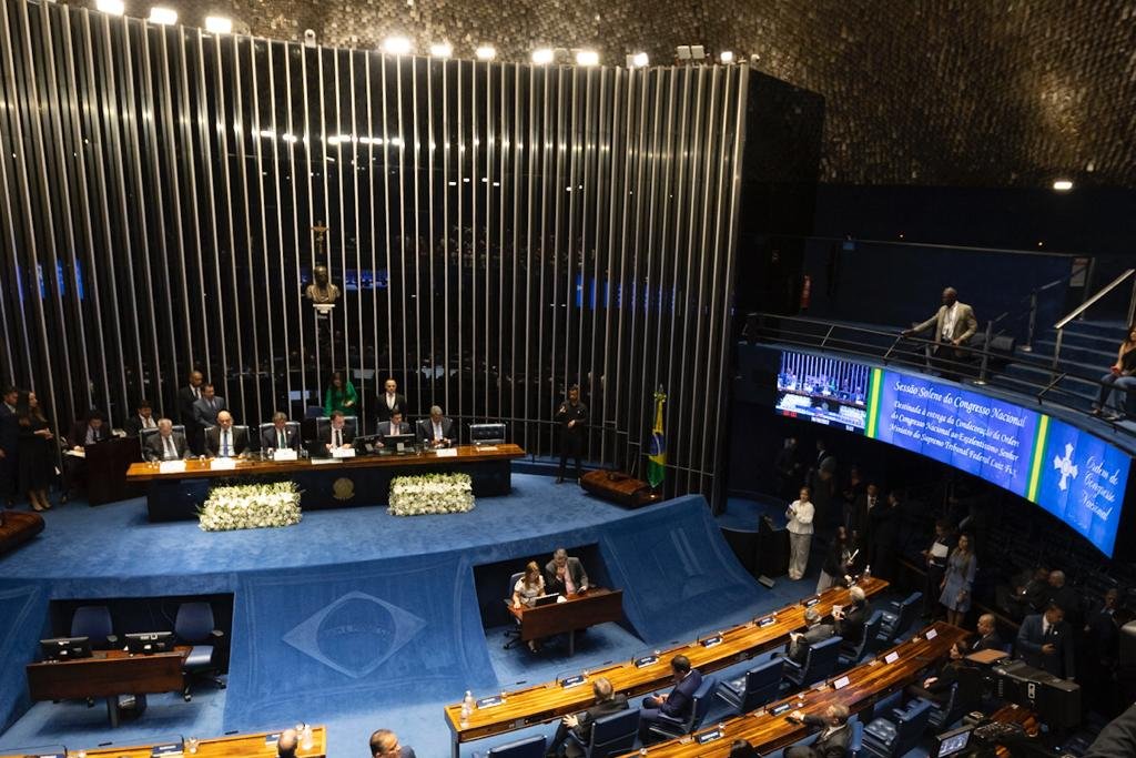 plenario do senado federal Sessão Solene destinada à entrega da medalha Grã-Cruz da Ordem