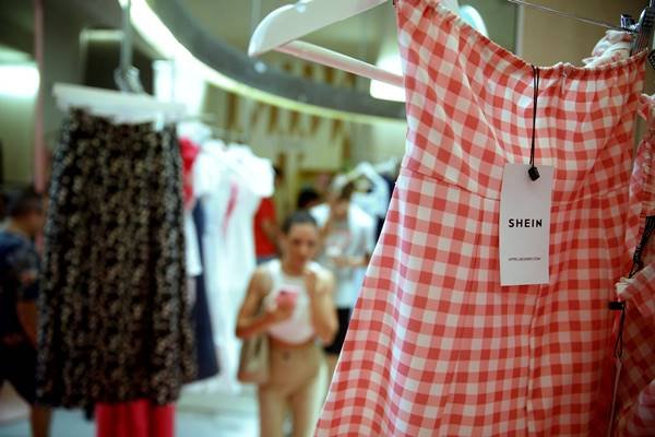 Índice Zara: Roupas ficam mais caras no Brasil, diz pesquisa