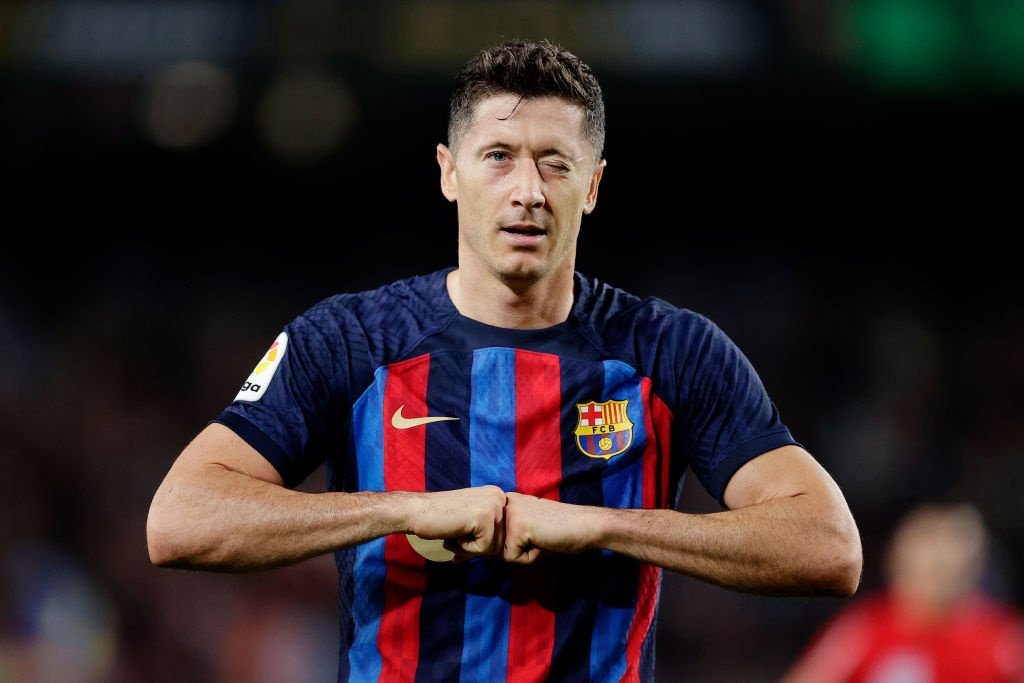 Barcelona adota cautela com Lewandowski, diz jornal espanhol