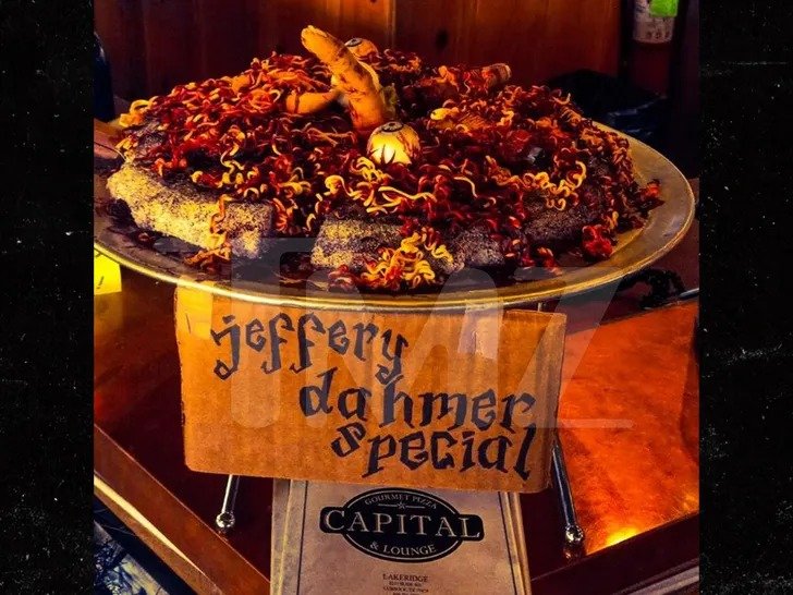 pizzaria - halloween - jeffrey dahmer