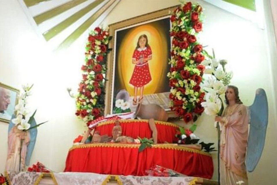 Menina Benigna é a primeira beata do Ceará. Na foto, um altar decorado para a beata - Metrópoles