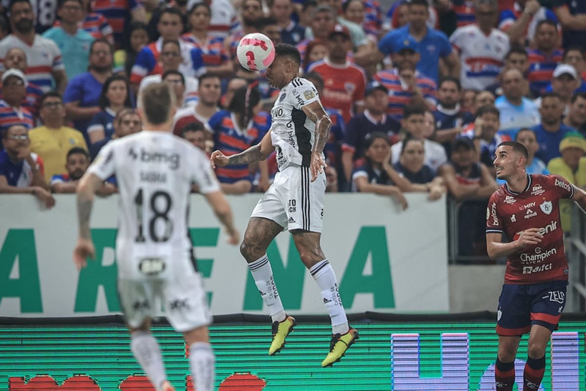 FORTALEZA 1 X 1 GRÊMIO, INTER 0 X 2 ATLÉTICO-MG