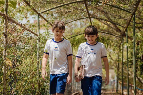 Escola Maria Montessori é uma das que aliam tradição e inovação, além de teoria e prática.