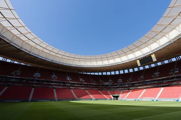 Fotografia colorida de estádio
