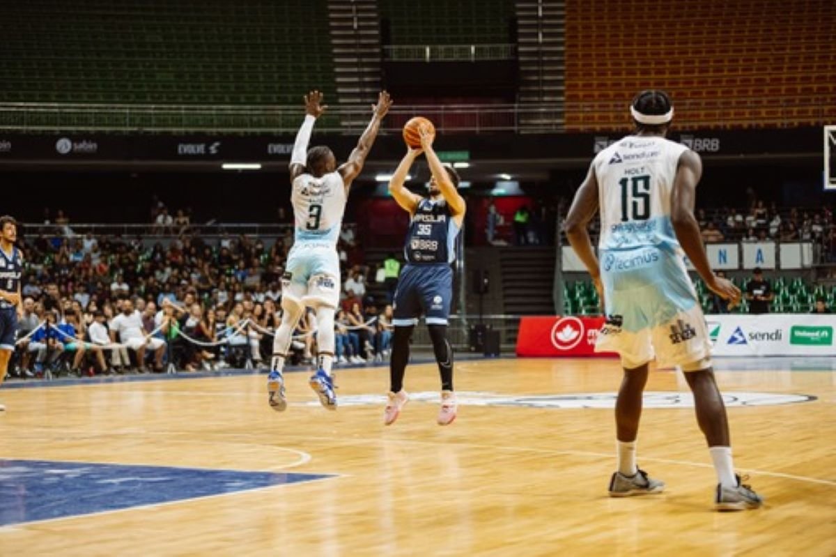 Corinthians Basquete enfrenta Brasília pelo NBB