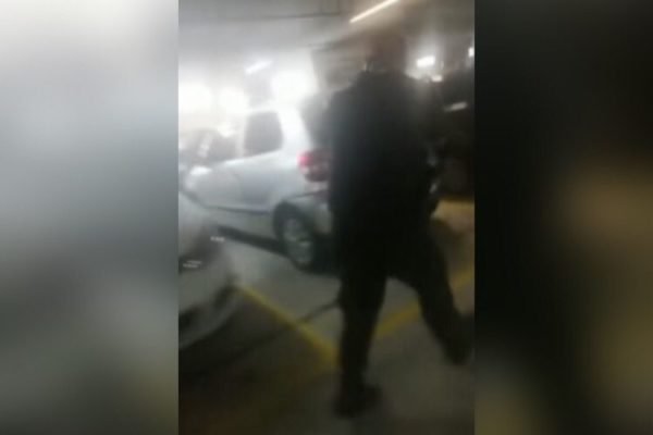 VÍDEO: motorista filma troca de tiros no Centro do Rio que