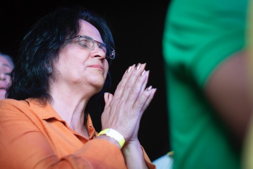 Bolsonaristas ocupam Esplanada em culto evangélico antes das eleições