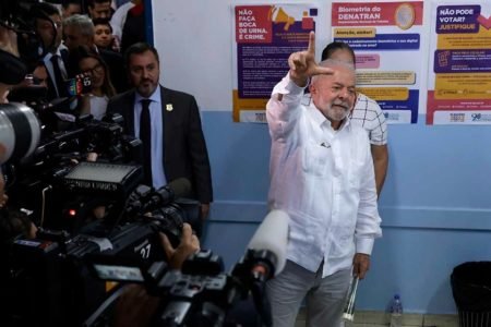 Lula vota em São Bernardo do Campo - Metrópoles