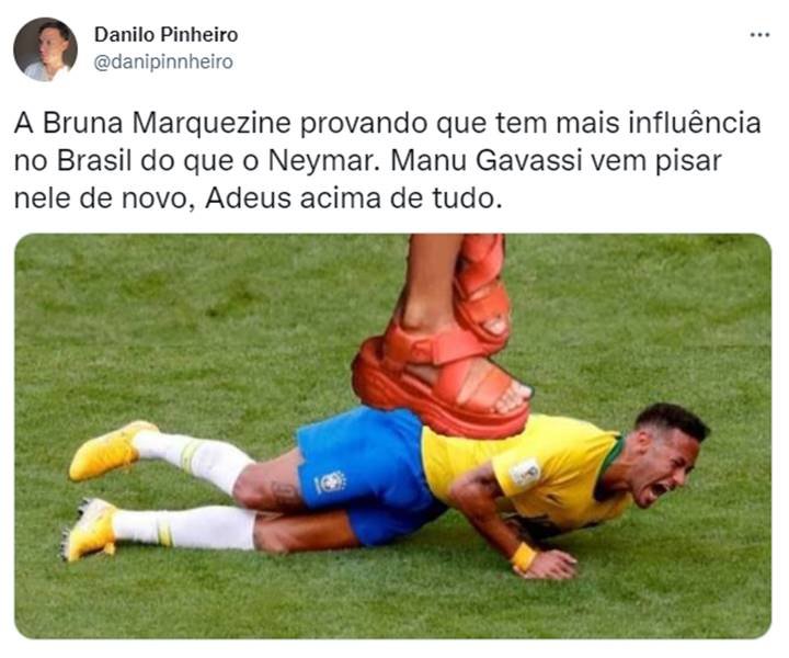 Print colorido de um post do Twitter - Metrópoles