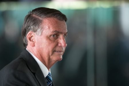 Cercado por ministros e aliados, Jair Bolsonaro faz pronunciamento aos brasileiros após derrota nas eleições, no Palácio do Planalto - Metrópoles - Metrópoles