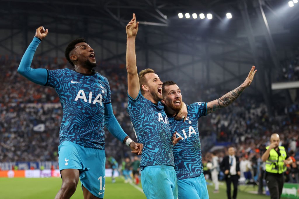 Manchester City cede empate ao Tottenham e cai para o 3º lugar do  Campeonato Inglês - Notícias