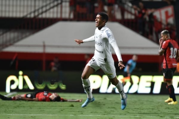 Santos vence Atletico-GO - Metrópoles