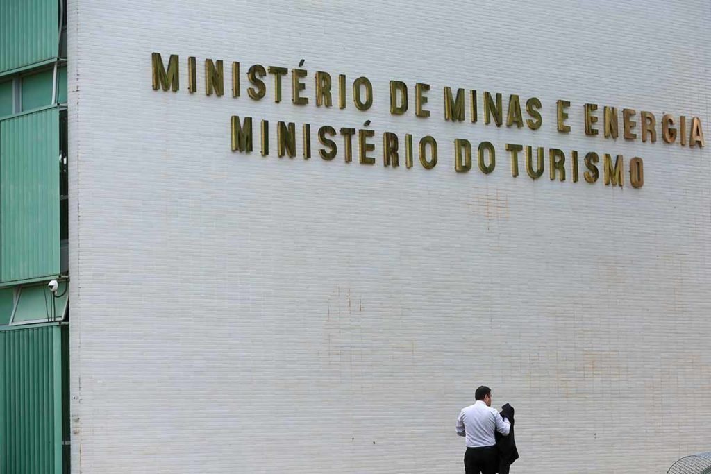 Ministério minas e energia / ministério do turismo