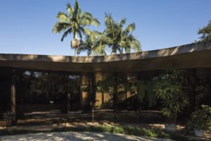 Única casa projetada por Oscar Niemeyer em São Paulo