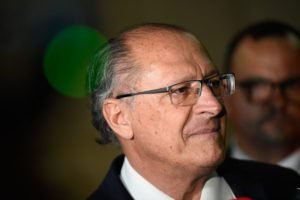 Foto colorida mostra vice-presidente eleito, Geraldo Alckmin (PSB). / Metrópoles