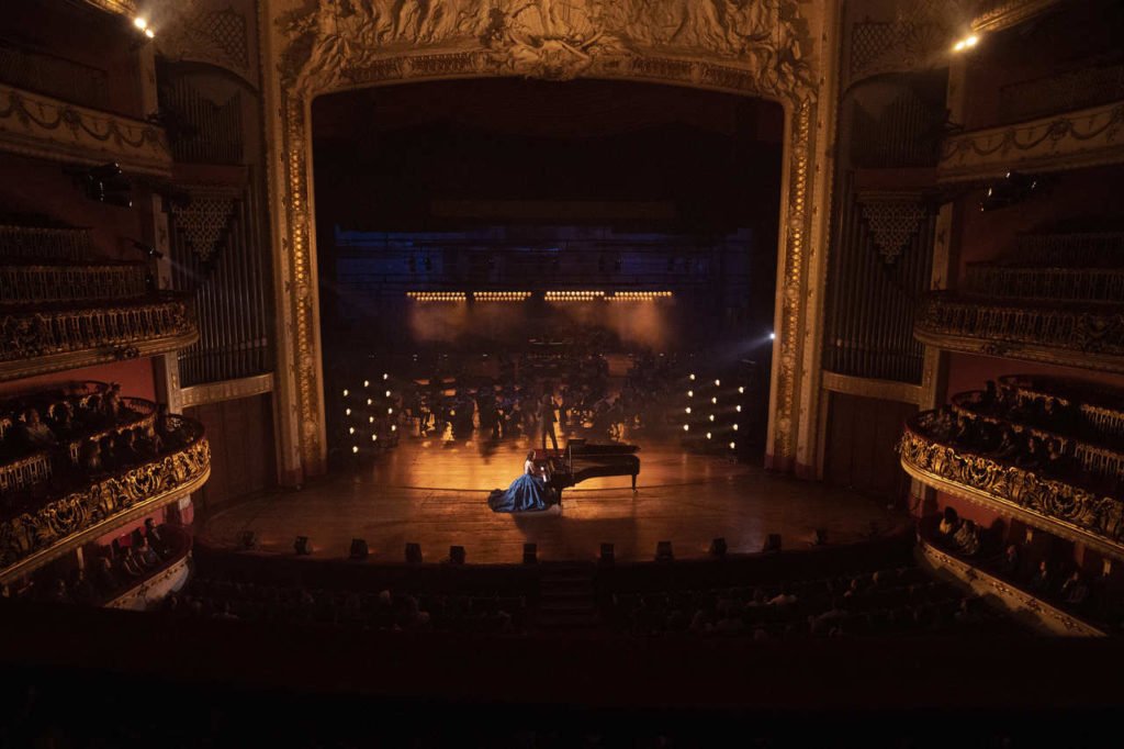 Theatro Municipal de SP, cenário de filme da Netflix