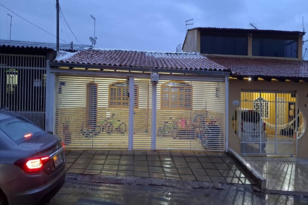Casa onde bombeiro foi assassinado em Ceilândia