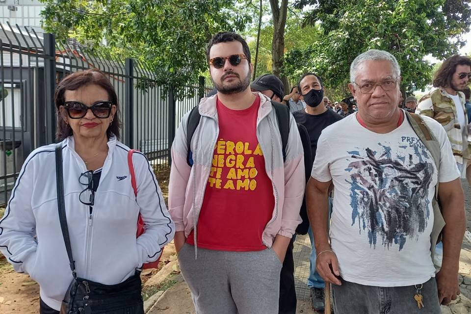 Fãs se despedem de Gal Costa na Alesp