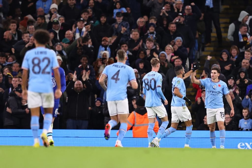 Manchester City x Chelsea: onde assistir, horário e escalações do jogo pela  Copa da Liga Inglesa