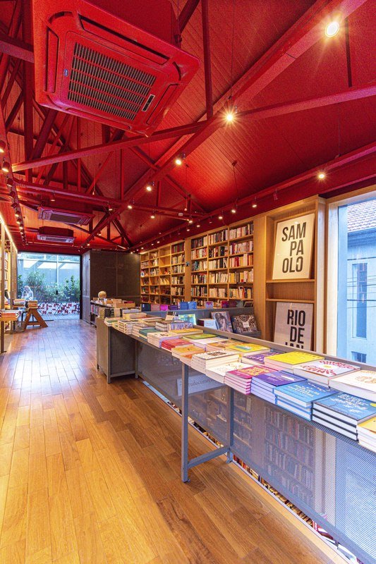 Imagem Colorida Livraria da Travessa Pinheiros