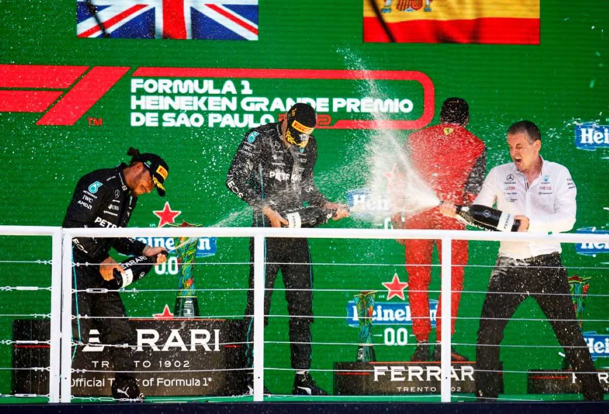 Russell vence GP do Brasil de Fórmula 1, em dobradinha com