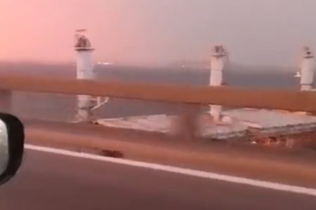 Imagem mostra navio que colidiu com a ponte Rio-Niterói - Metrópoles