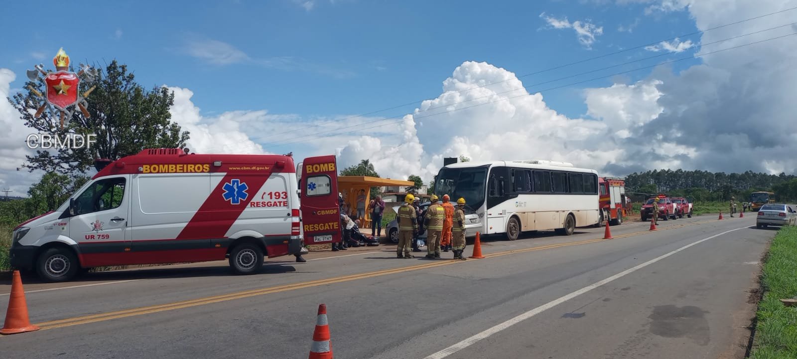 G1 - Após protestos, DFTrans suspende cooperativa de ônibus em Brazlândia -  notícias em Distrito Federal