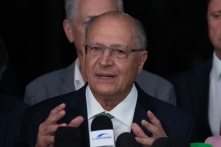 vice-presidente eleito geraldo alckmin entrevista camara dos deputados