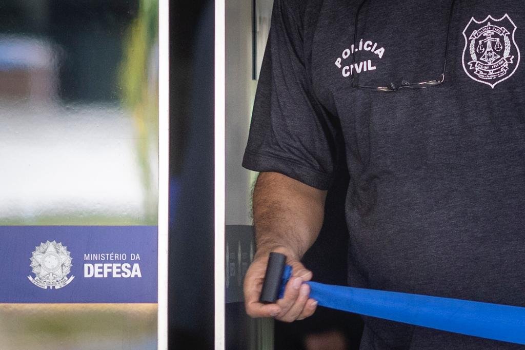 investigação ministério da defesa militar atira