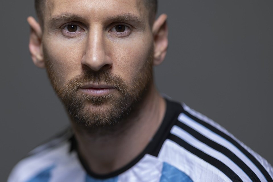 CR7 'fala quando quer' e brinca com Messi: 'Espero fazer o xeque-mate