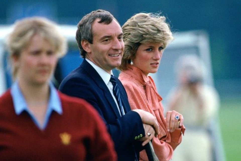 Foto colorida de princesa Diana e homem ao lado-Metrópoles
