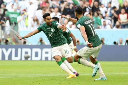 Salem Al-Dawsari comemora gol no Catar - Metrópoles