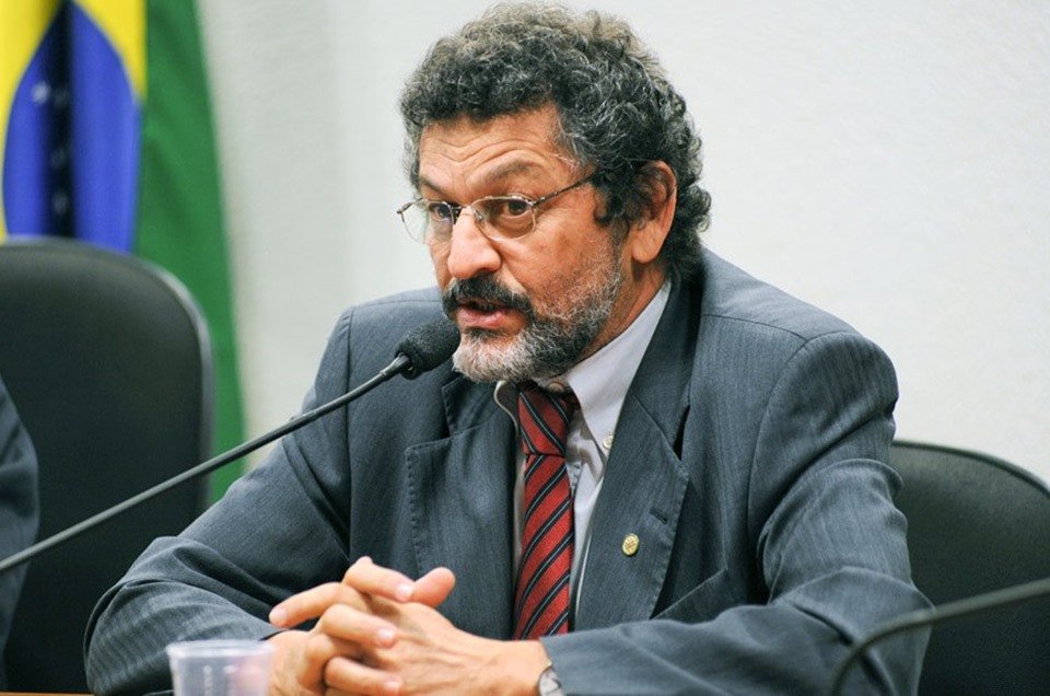 Líder do PT no Senado, Paulo Rocha