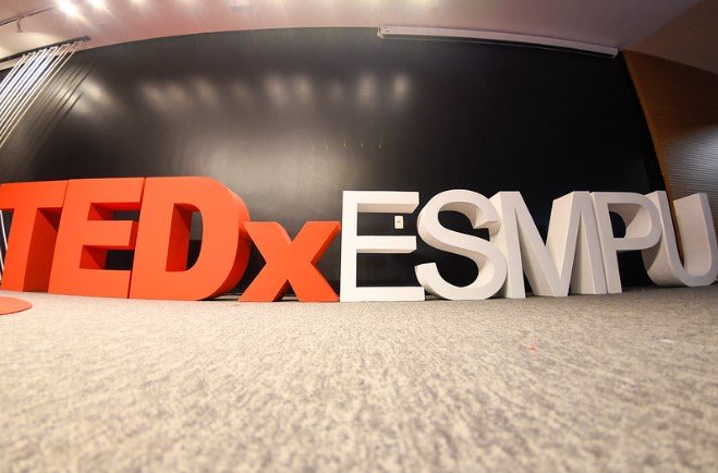 Foto colorida do evento TEDX ESPMU - Metrópoles